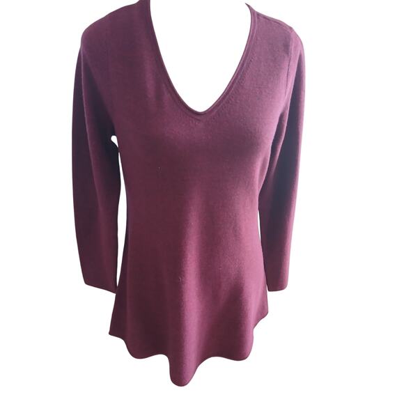Eileen Fisher long line knit 100% Merino Wool sweater v neck medium - Picture 1 of 5